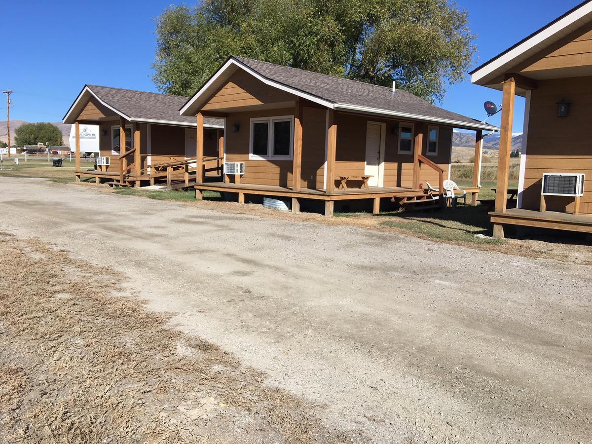 Вилла Pioneer Mountain Cabins Бьютт Экстерьер фото